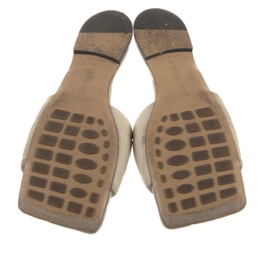 Bottega Veneta Quilted Leather Sandals - Picture 7 of 7